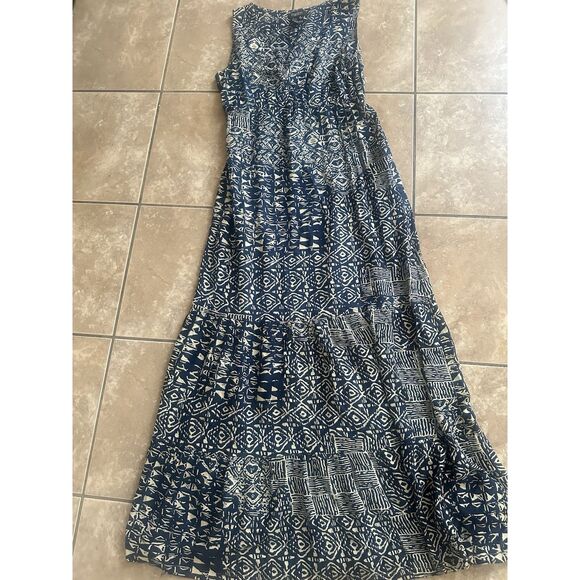 Papillon M Maxi Printed Tiered Dress V Neck - Picture 1 of 5